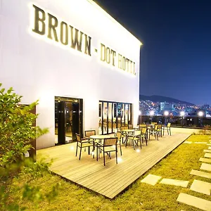 Hotel Brown Dot Station